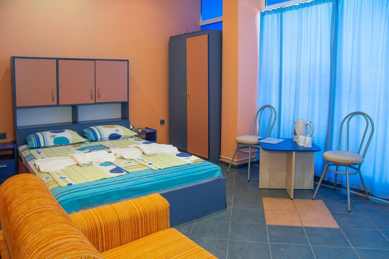 Dara Hotel Primorsko Extérieur photo